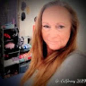 Meet your Posher, Edie